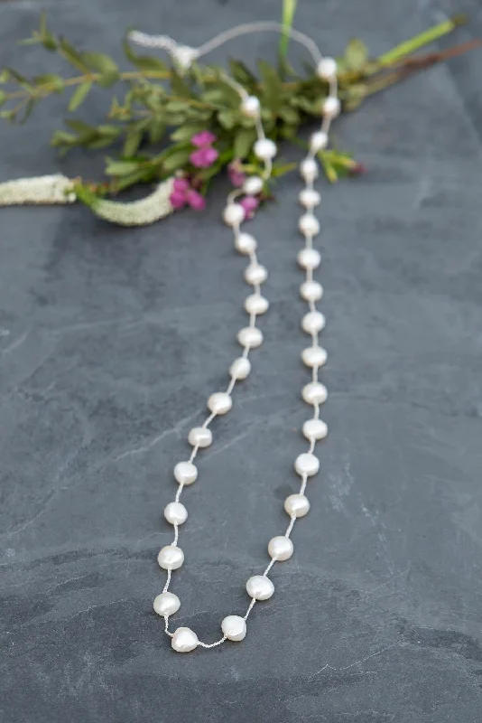 ladies necklace tropical summer-Pressed Pearl Necklace