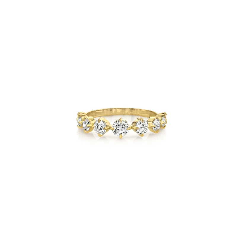 Ladies rings sci-fi inspired rings-Eclat Graduated Diamond Band